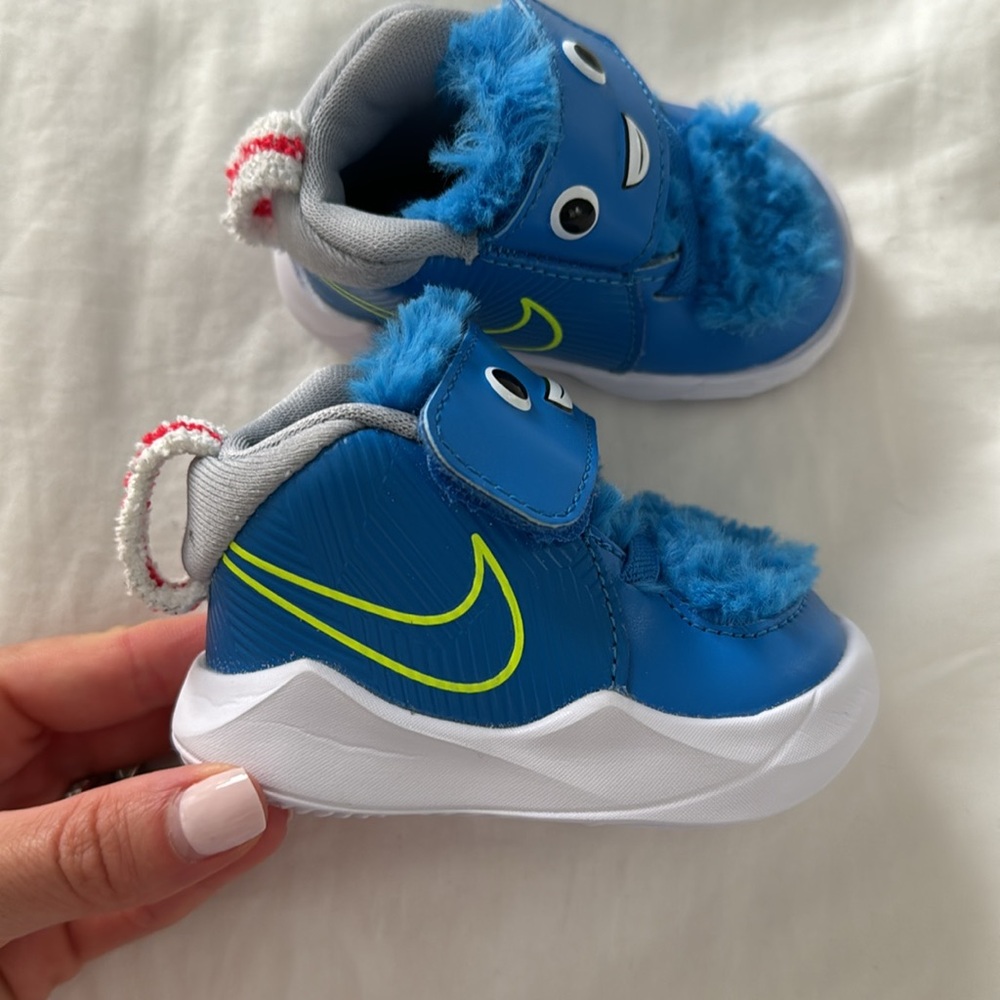 Nike baby sneakers